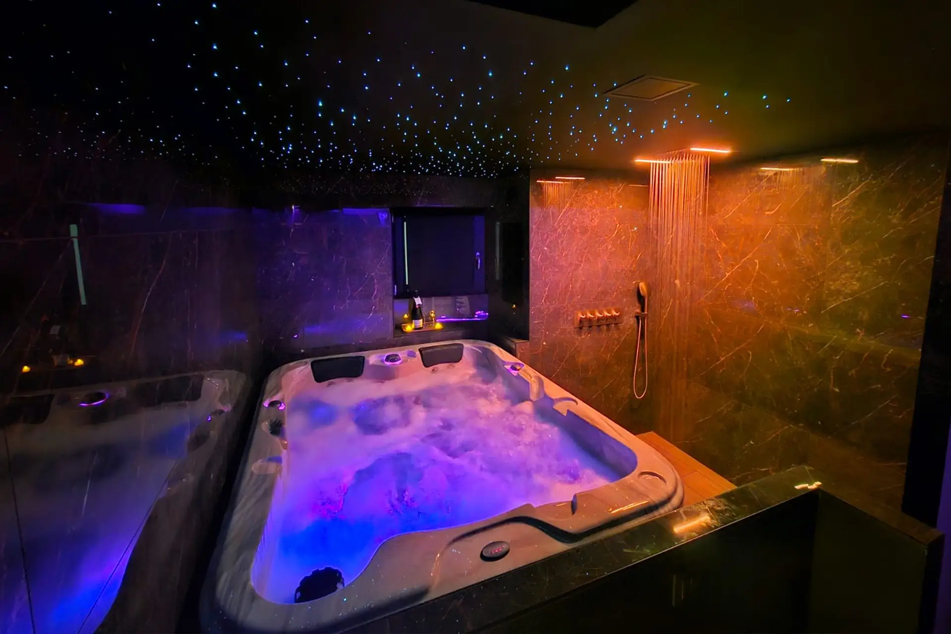 Douche sensorielle & lumière tamisée